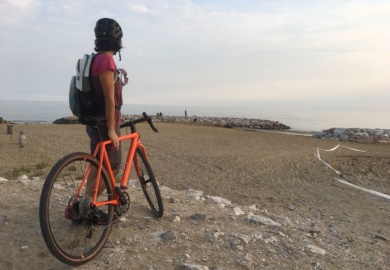 A Bibione in spiaggia per la 5 Acque Gourmet Gravel Ride